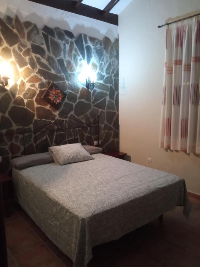 La Solana De Turon. El Pino Guest House Ardales Ngoại thất bức ảnh